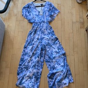 NWT Blue & White Wide Leg Jumpsuit - Medium